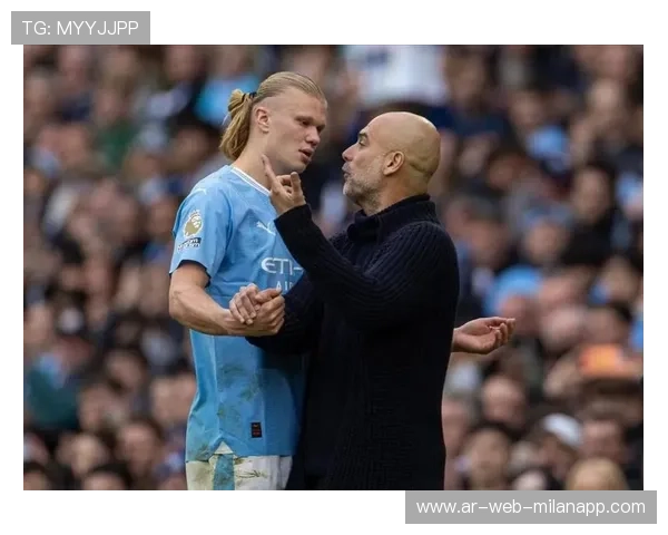 哈兰德梅开二度，曼城持续紧追榜首