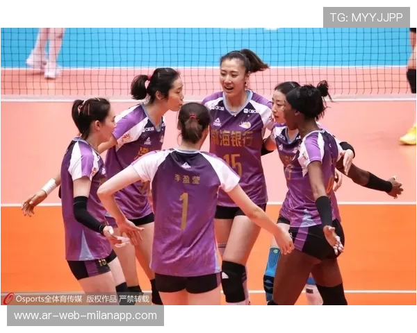天津女排王倩扣球连续得分,助队获胜 天津女排王倩扣球连续得分,助队获胜