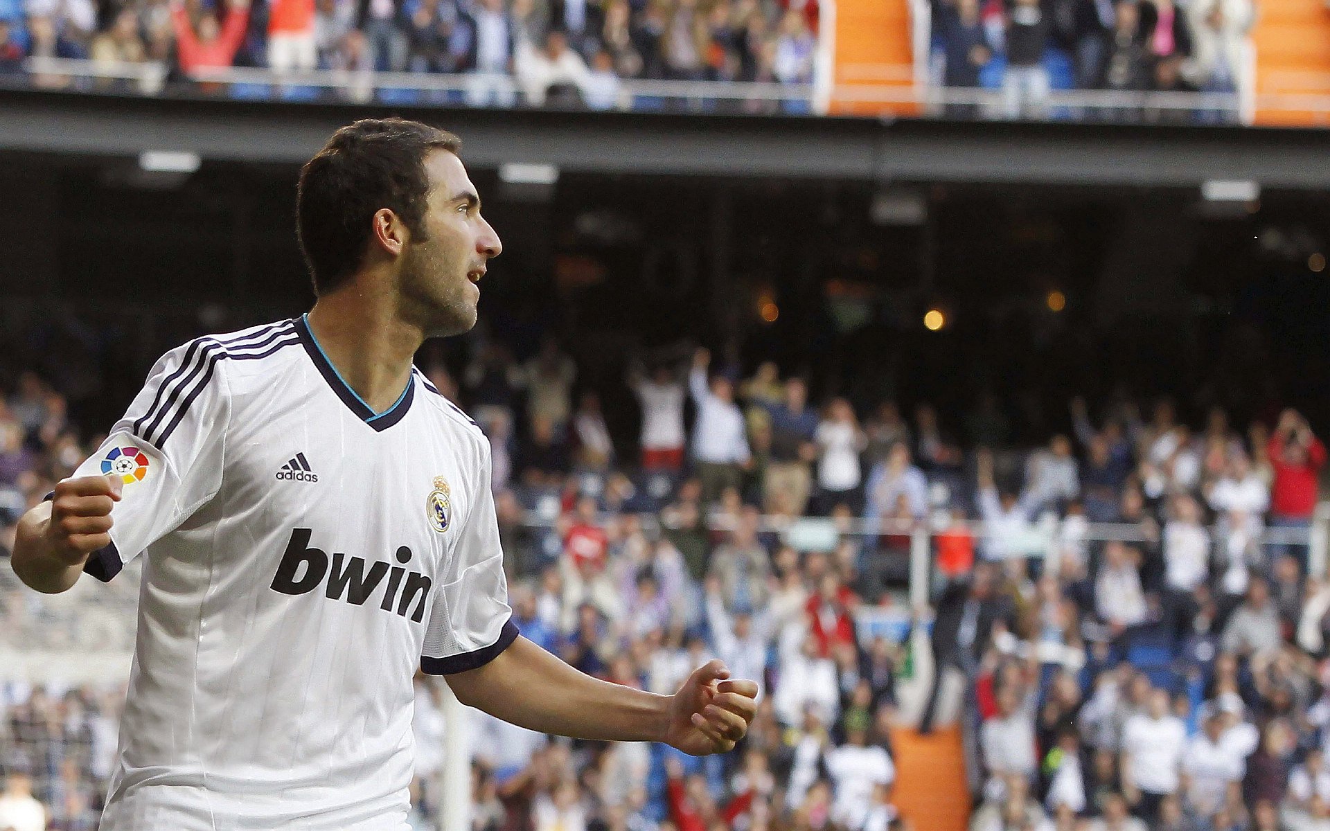 2026年世界短池游泳锦标赛：中国新星连破亚洲纪录